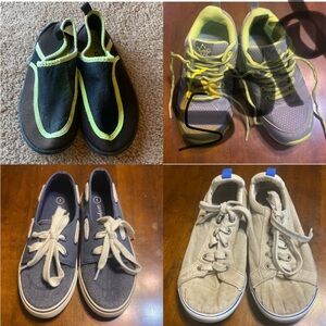 Bundle of 3 pairs of kids shoes. Size 1